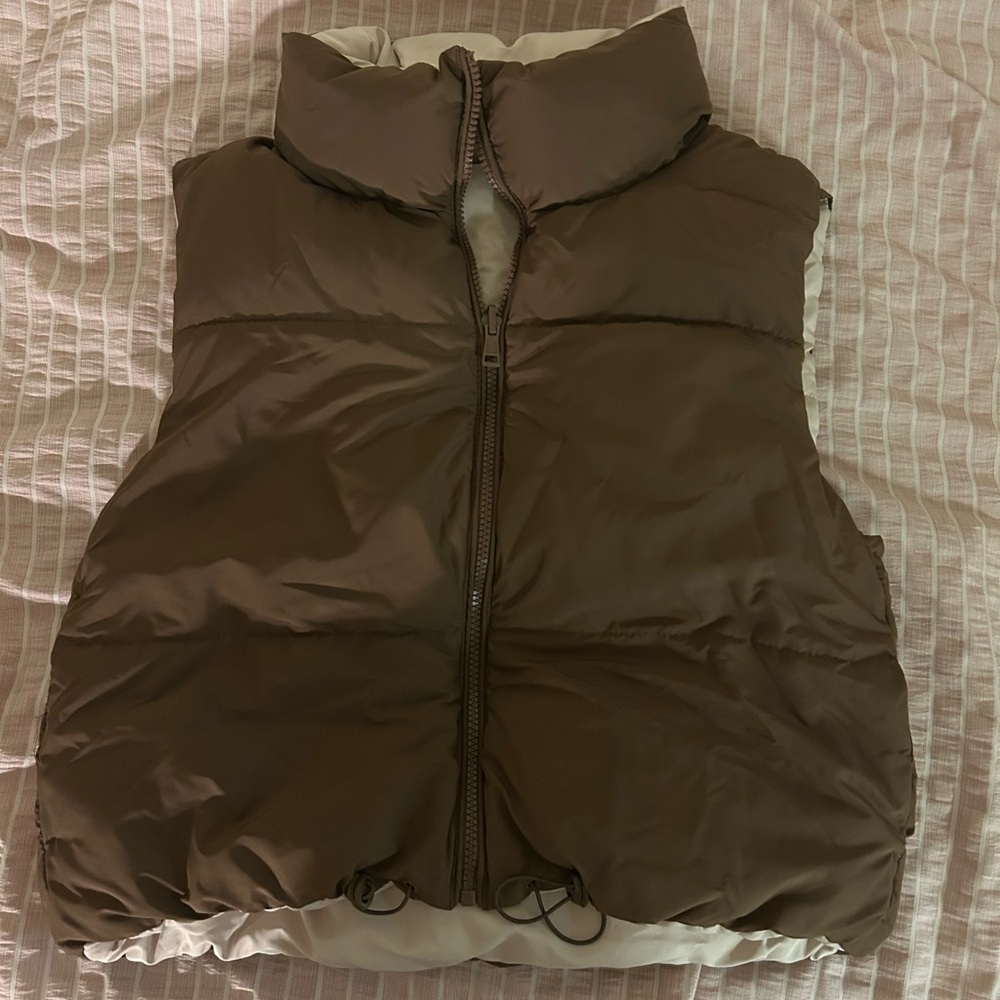 Reversible Beige & Brown Puffer Vest